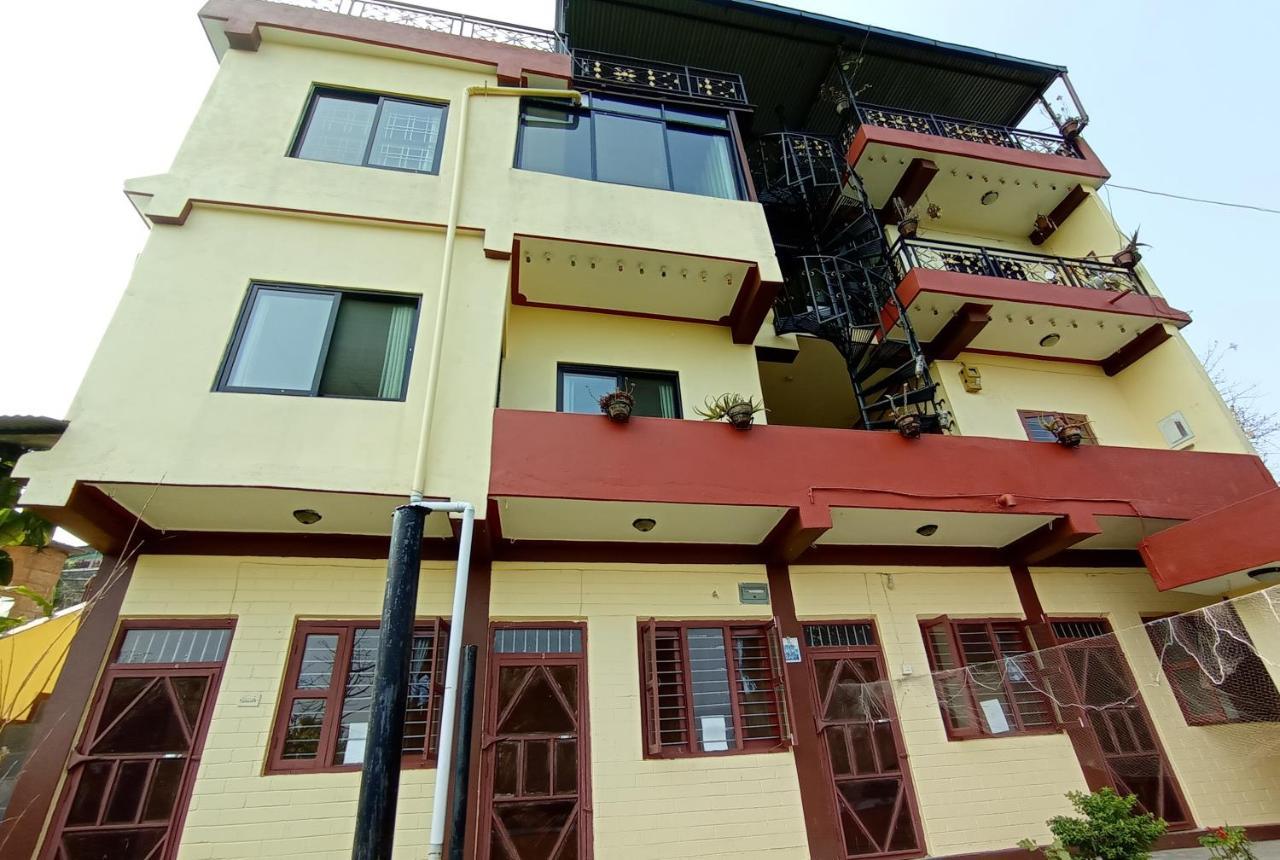 Begnas Coffee House & Hotel Deorali Bagian luar foto