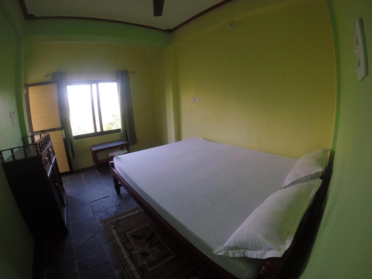Begnas Coffee House & Hotel Deorali Bagian luar foto